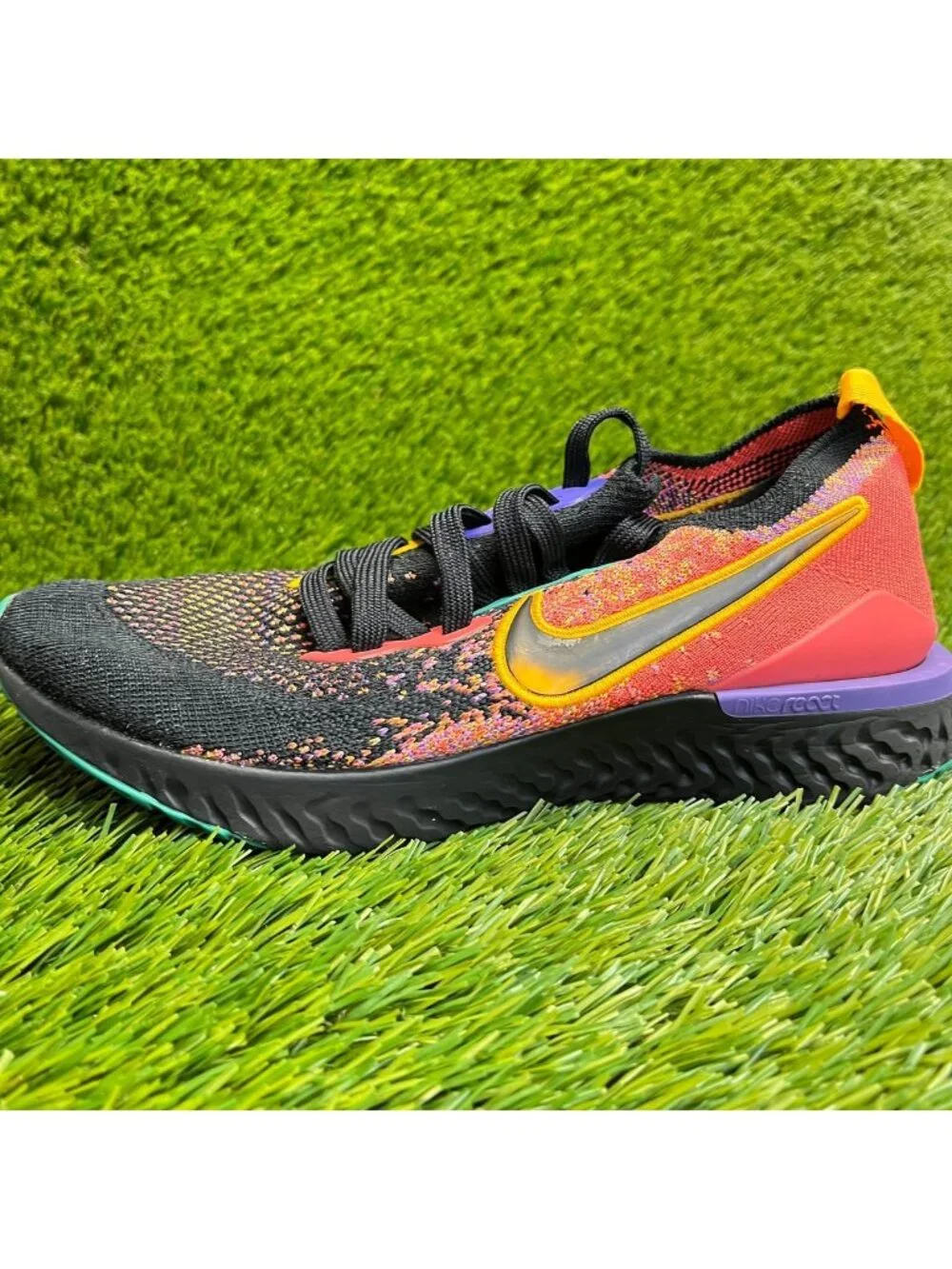 Nike Epic React Flyknit 2 Womens Size 8 Black Orange Running Shoes Sneakers